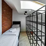 アパートホテル Nowa Kamienica Centrum Szymanowskiego 22a 4*