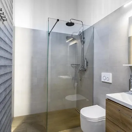 Nowa Kamienica Centrum Szymanowskiego 22a Ченстохова