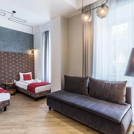 شقة فندقية Nowa Kamienica Centrum Szymanowskiego 22a تشينستوخوفا