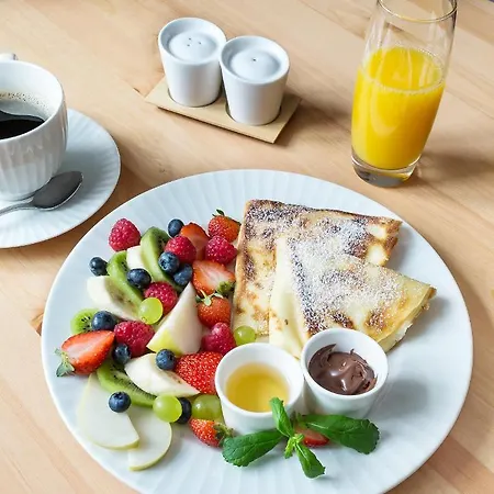 Aparthotel Nowa Kamienica Centrum Szymanowskiego 22a 3*