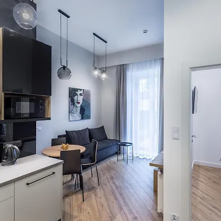 Aparthotel Nowa Kamienica Centrum Szymanowskiego 22a
