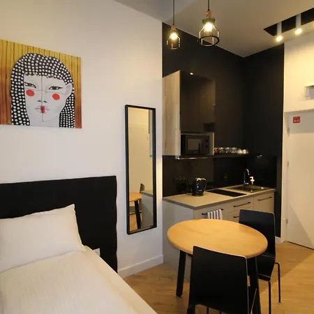 Aparthotel Nowa Kamienica Centrum Szymanowskiego 22a