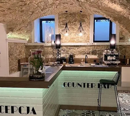 Apart Otel Nowa Kamienica Centrum Szymanowskiego 22a Çestohova