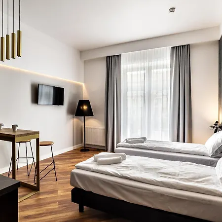 Nowa Kamienica Centrum Szymanowskiego 22a 4* Częstochowa
