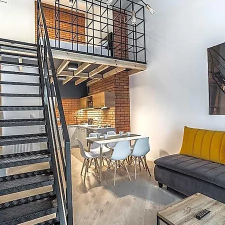 Apartmanhotel Nowa Kamienica Centrum Szymanowskiego 22a 4*