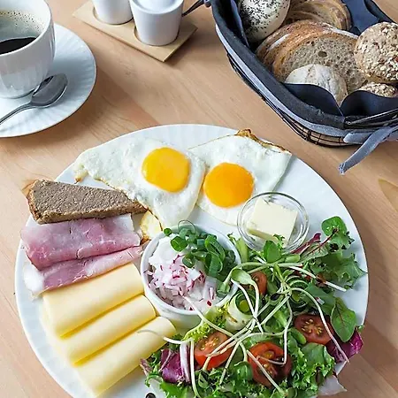 Nowa Kamienica Centrum Szymanowskiego 22a 4*