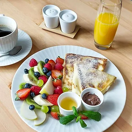 Nowa Kamienica Centrum Szymanowskiego 22a 4* Częstochowa