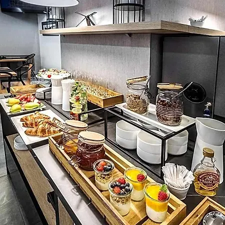 Nowa Kamienica Centrum Szymanowskiego 22a