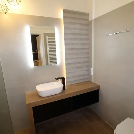 Апарт-готель Nowa Kamienica Centrum Szymanowskiego 22a 4*