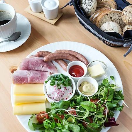Nowa Kamienica Centrum Szymanowskiego 22a 4*