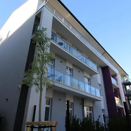 Nowa Kamienica Centrum Szymanowskiego 22a Hotel apartamentowy 4*