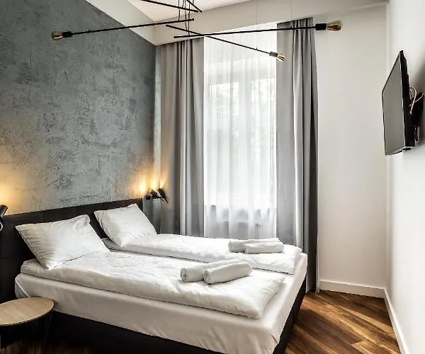 Apartahotel Nowa Kamienica Centrum Szymanowskiego 22a 4*
