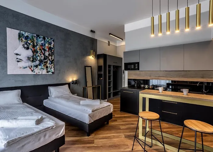 Nowa Kamienica Centrum Szymanowskiego 22a 4*