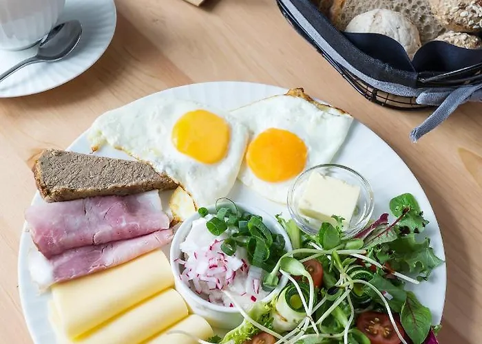 Apartahotel Nowa Kamienica Centrum Szymanowskiego 22a 4*