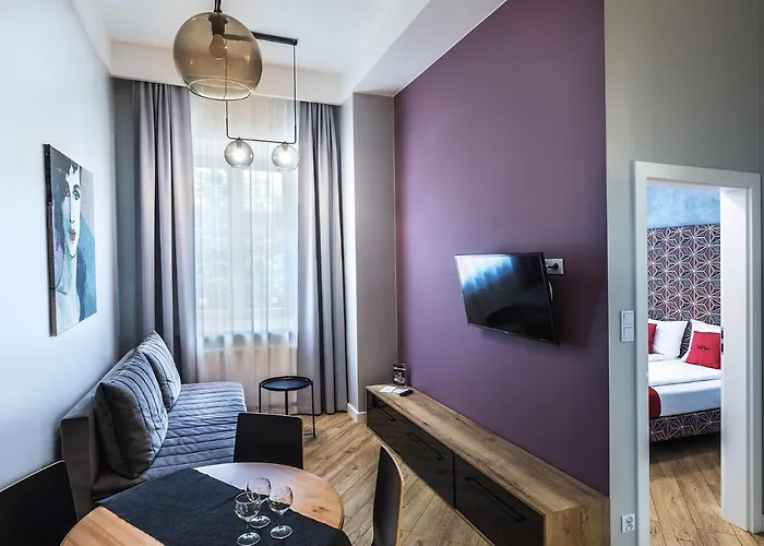 Nowa Kamienica Centrum Szymanowskiego 22a Apartahotel Częstochowa